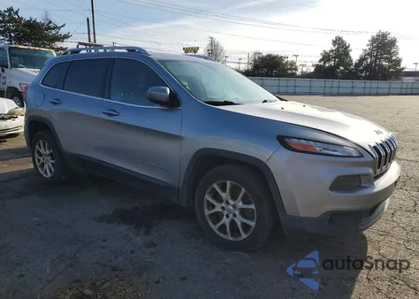 2015 Jeep Cherokee Latitude z USA, uszkodzony, nr VIN 1C4PJLCB2FW636984